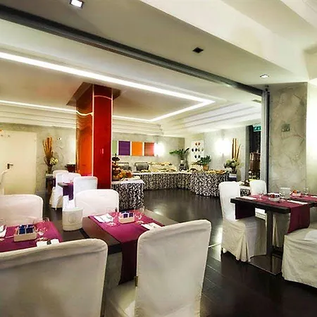 Ariston Отель 4*