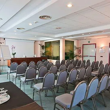 Ariston Отель