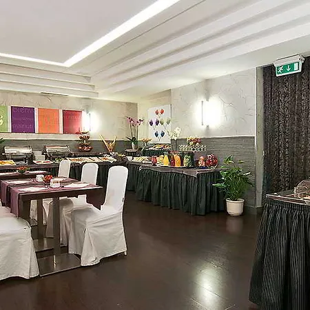 Ariston Отель 4*