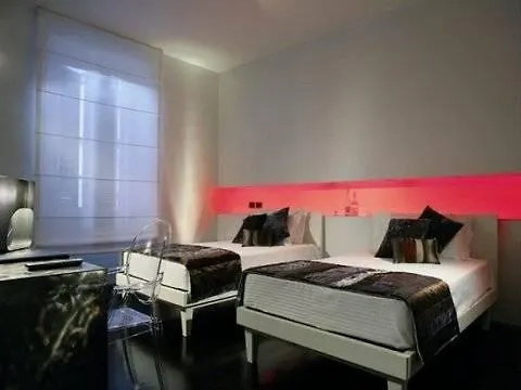 Otel Ariston 4*