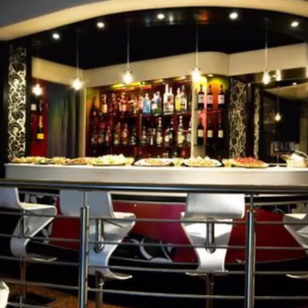 Ariston Hotel 4*