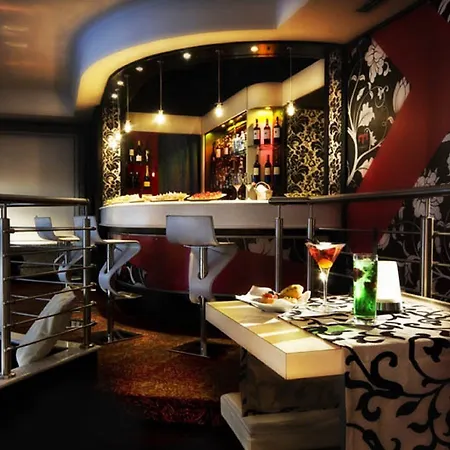 Ariston Hotel