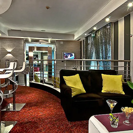 Ariston Hotel