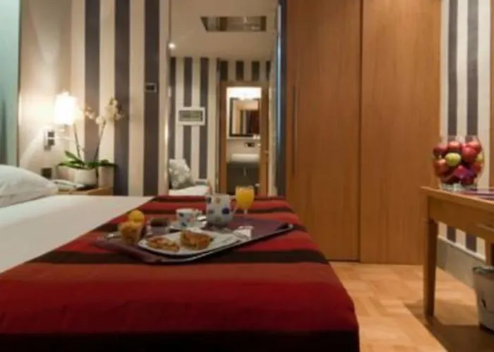 Hotell Ariston 4*